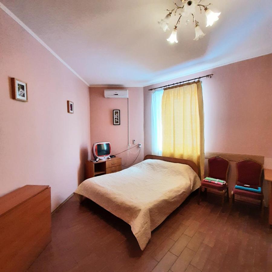 Seven Stars Motel Szumi Kültér fotó